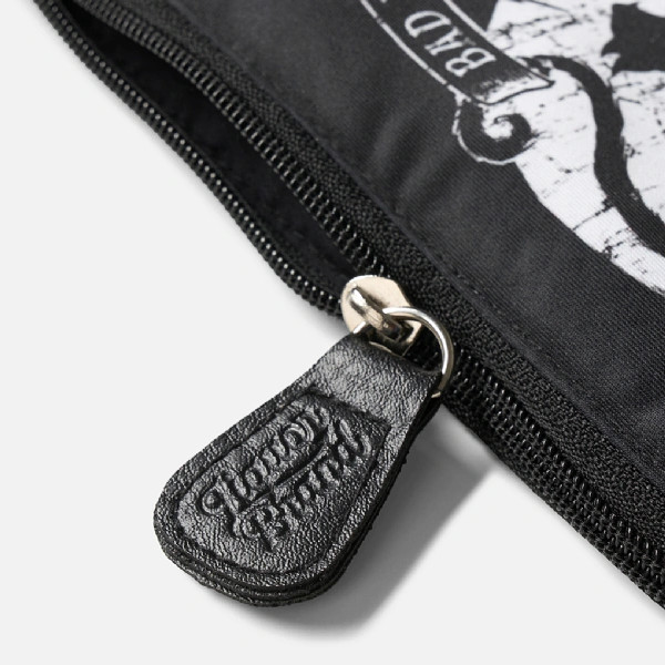 NECESER MAQUILLAJE JINX PROOF