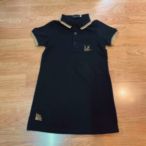 VESTIDO POLO NIÑA NEGRO DETALLE DORADO